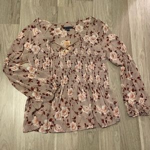 American Eagle Women’s blouse